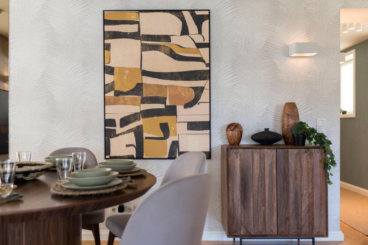 Emporium Deluxe 3Br Apartment W/ Private Parking By Lovelystay Πόρτο Εξωτερικό φωτογραφία