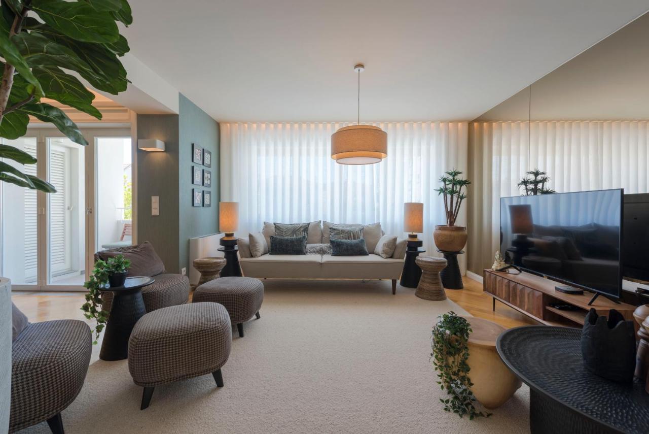 Emporium Deluxe 3Br Apartment W/ Private Parking By Lovelystay Πόρτο Εξωτερικό φωτογραφία